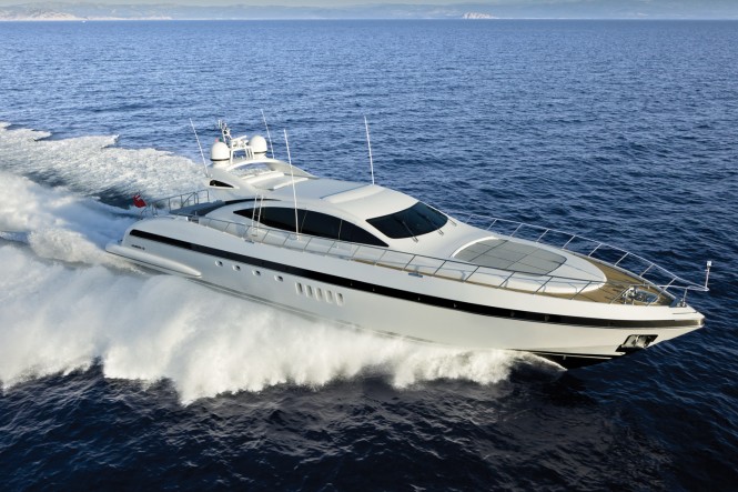 Mangusta 92 by Overmarine Group at the Miami International Boat Show - Alberto Cocchi 