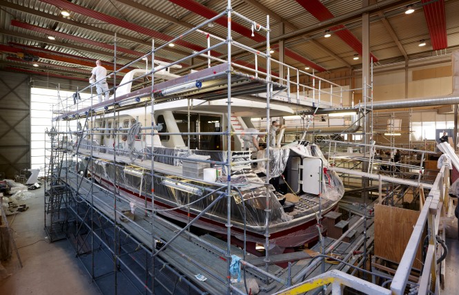 New paint job for the Moonen 84 superyacht Aurora