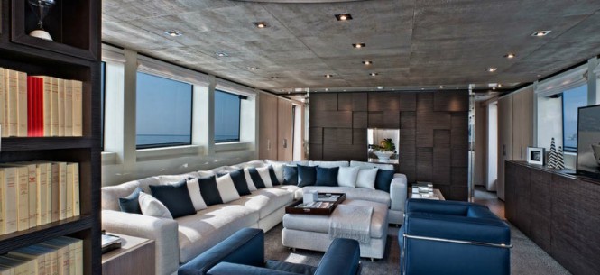 The luxury yacht SL94 Interior