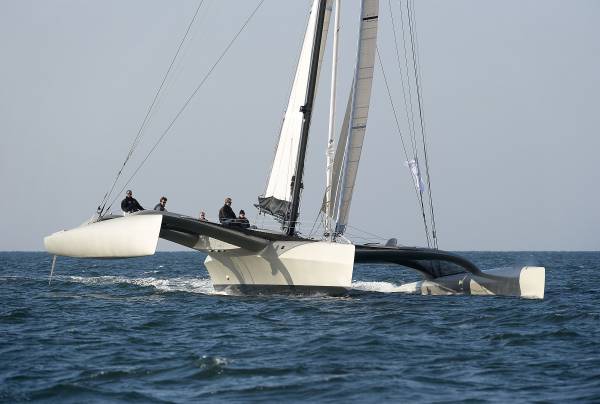 Trimaran yacht PARADOX