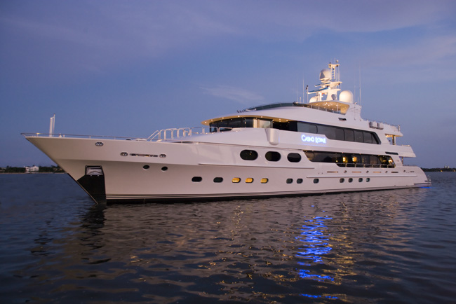 Luxury charter yacht Casino Royale