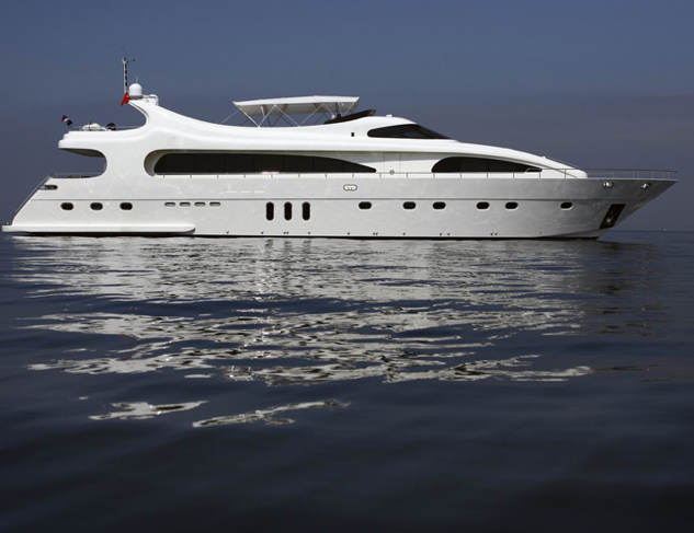 Luxury charter yacht NIRA