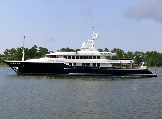 Luxury charter yacht Unbridled Luxury charter yacht Unbridled