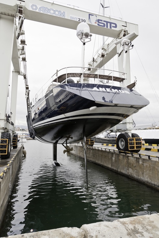 Luxury yacht Anemos