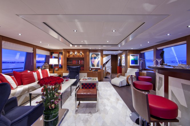 SNOWBIRD Superyacht - Deck Lounge