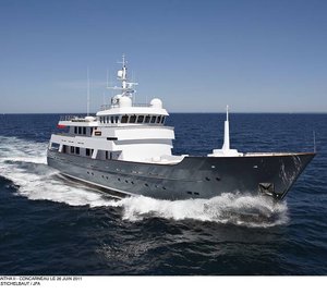 43m JFA luxury yacht AXANTHA II among the finalists for the ShowBoats Design Awards 2012