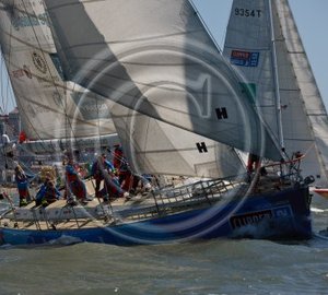 Clipper 11-12 Round the World Yacht Race: Day 11 - Weather conditions dictating the fleet's course