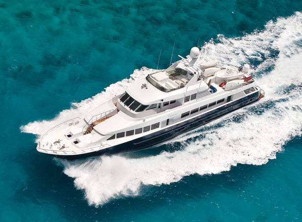 The luxury charter yacht CHARISMA 130 by Hatteras Yachts