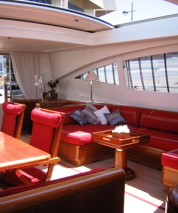 motor yacht SOAN -  Salon View