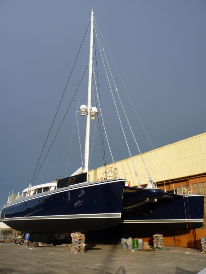 100ft luxury catamaran yacht Q5 by Yachting Developments