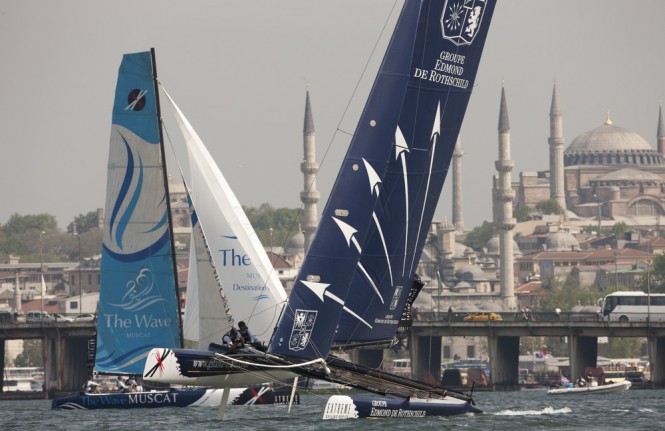 Groupe Edmond de Rothschild on an upwind leg in Istanbul 2011 Credit: Lloyd Images