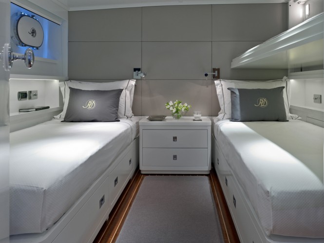 Heavenly Daze Yacht - Twin Cabin - Refitted in 2012 by Pendennis to a design by Wetzels Brown