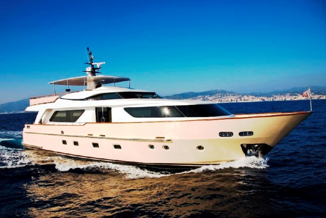 LADY VICTORIA superyacht