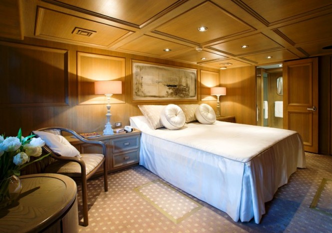 Luxury charter yacht Daniella - VIP