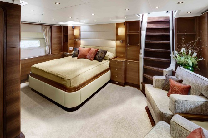 Luxury yacht Antares III Master Cabin