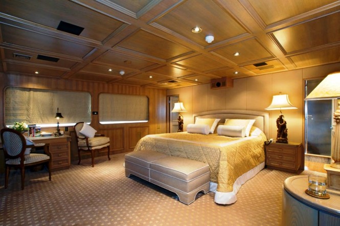 Luxury yacht Daniella - Master Cabin