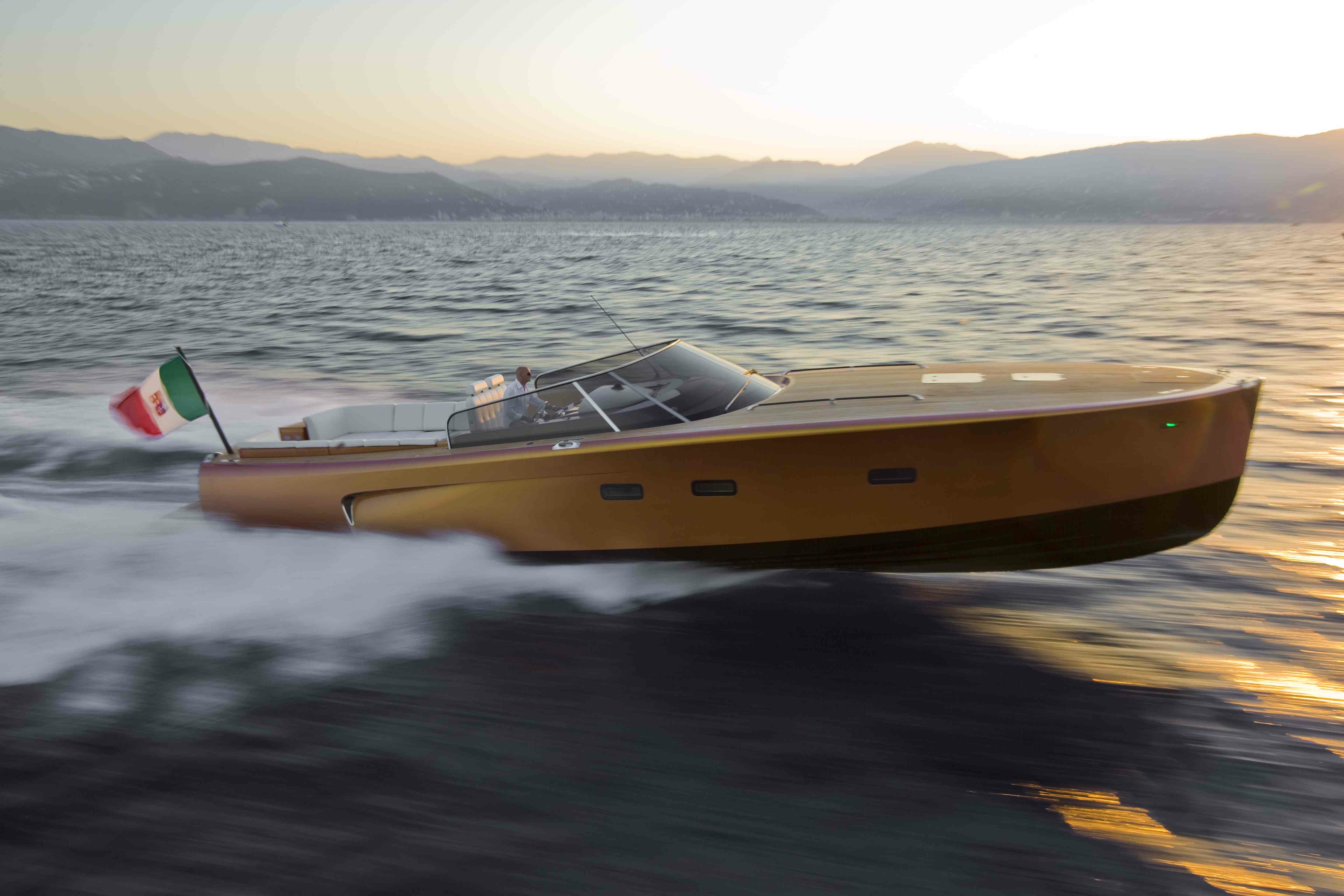 MD51 Power yacht tender by Maxi Dolphin — Yacht Charter & Superyacht News