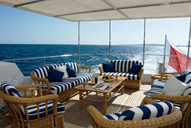 Motor Yacht Daniella - Upper deck