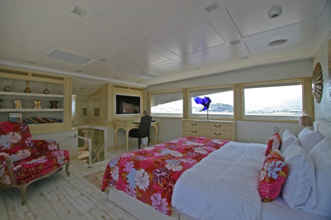Motor yacht M&M - Main Deck Master Cabin