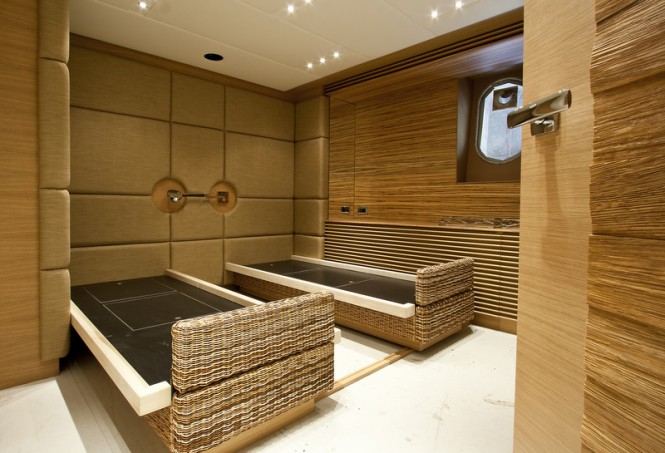Sofia superyacht Guest Cabin - Niek Bilterijst Photography
