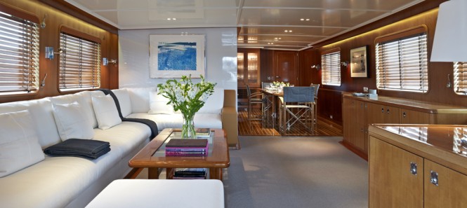 Superyacht Heavenly Daze - Main Saloon - after restyling by Pendennis with design by Wetzels Brown
