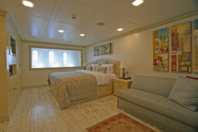 Yacht M&M - Lower Deck Master Cabin