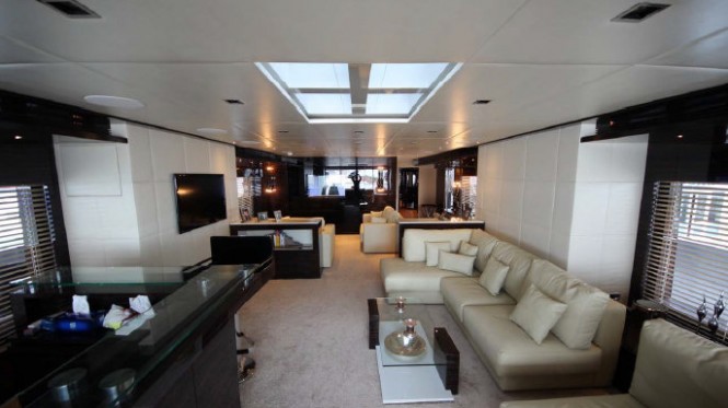 40m luxury yacht M Main Saloon
