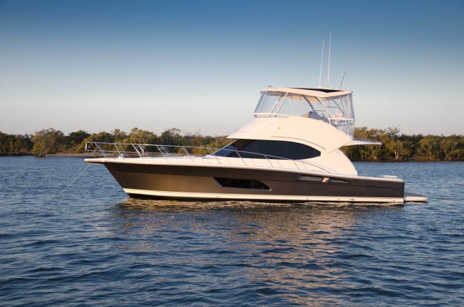 A new 45 Enclosed Flybridge yacht is bound for Phuket in Thailand