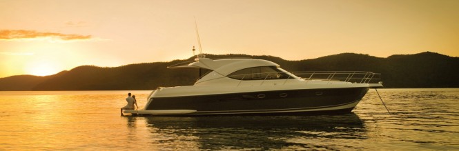 A new Riviera 5000 Sport Yacht is bound for Florida USA