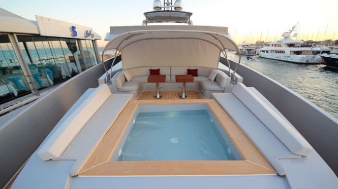 Bilgin 132 luxury yacht M bow section
