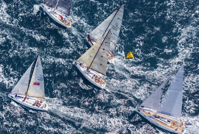 Fleet in action - Photo by Rolex/Kurt Arrigo