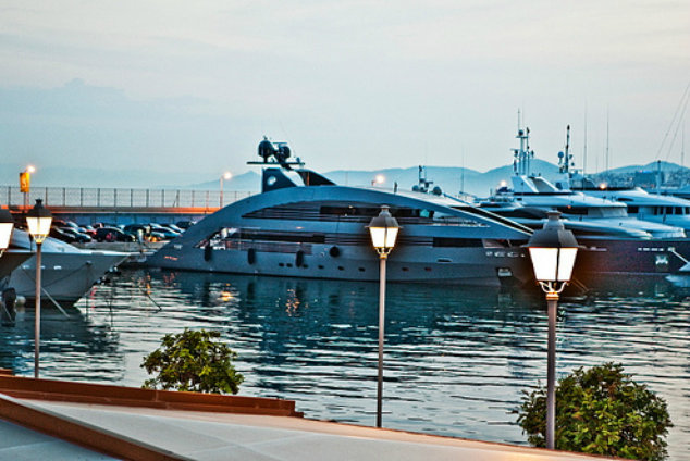 Flisvos Marina - a megayacht destination in Greece