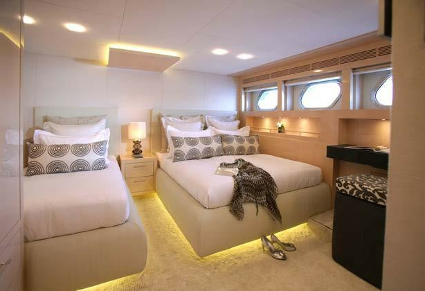 Luxury charter yacht taTii - Guest Cabin