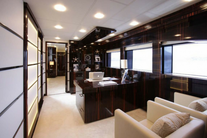 Luxury superyacht taTii - Owner office