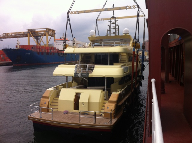 Majesty 135 superyacht - rear view