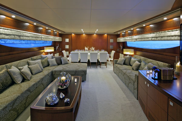 Marnaya yacht - Salon and dining area