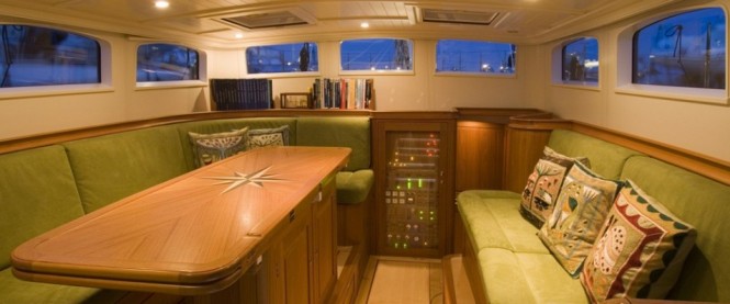 Velacarina superyacht Interior