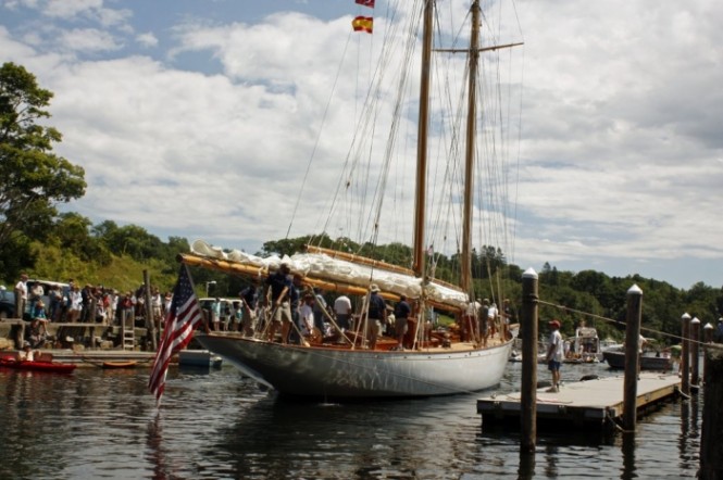 83ft luxury sailing yacht Adventuress