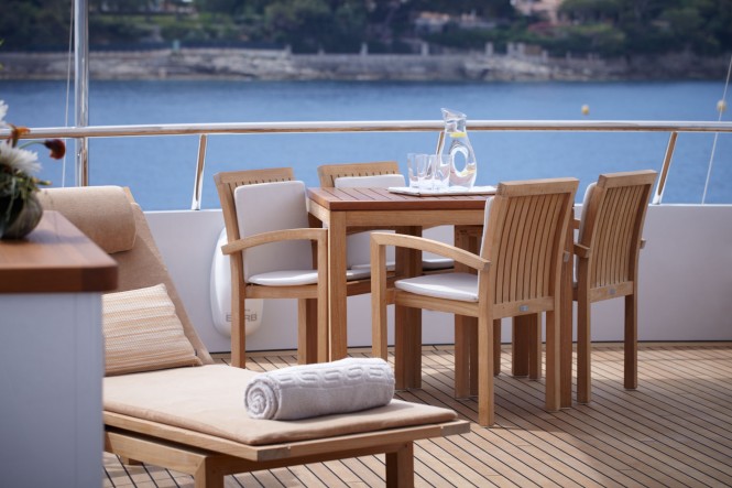 Feadship Motor Yacht Go Sundeck table