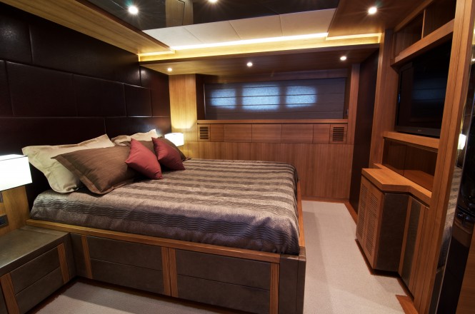 Luxury yacht Electra - Master cabin