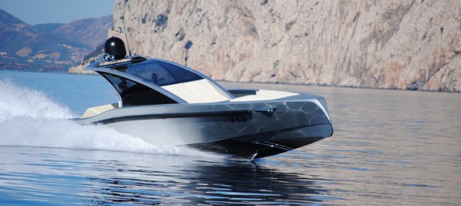 Maori 52' yacht - side view