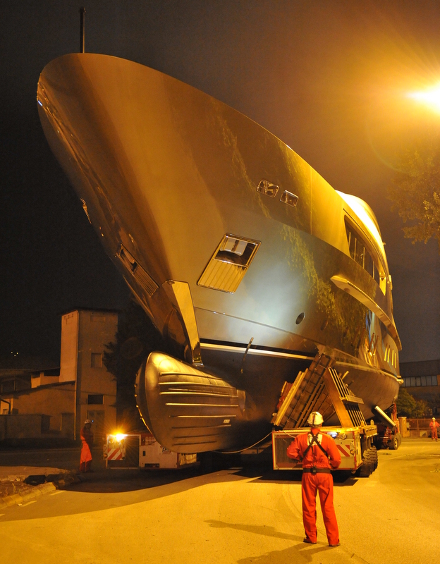 Night transportation of the 46m superyacht Achilles by Sanlorenzo