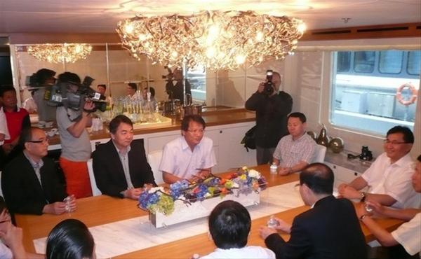 Chairman of Mainland China’s National Tourism Administration aboard Horizon Polaris superyacht Chairman of Mainland China’s National Tourism Administration aboard Horizon Polaris superyacht