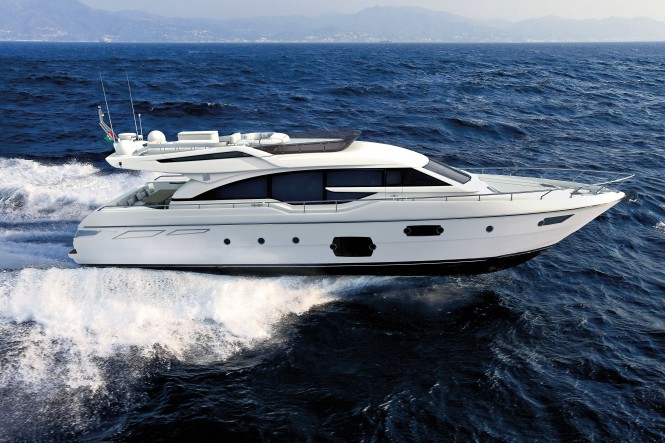 Luxury yacht Ferretti 690 running - Photo credit Ferretti Yachts