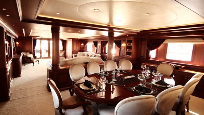 M&M superyacht - Dining