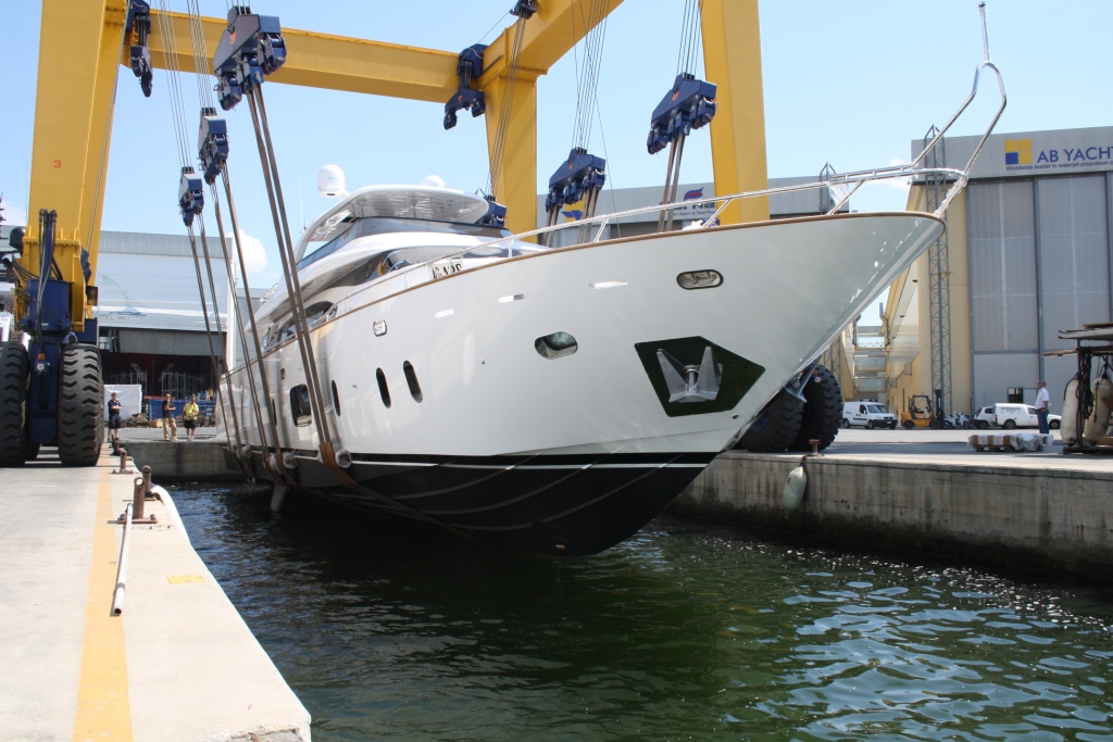 Maiora 29 superyacht Efficient Propulsion by Fipa Group