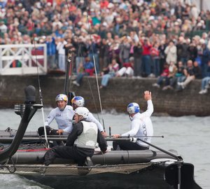 ACWS San Francisco: Day 2 - ORACLE TEAM USA leading