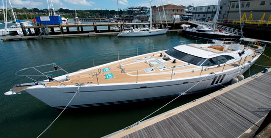 Sailing yacht Oyster 725-01