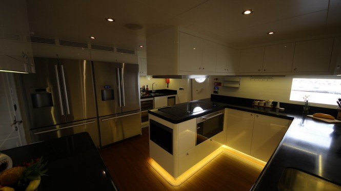 Superyacht M&M - Galley