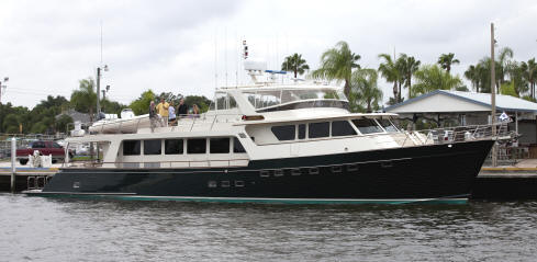 Marlow luxury motor yacht Explorer 97E